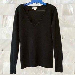 New York & Company Black V Neck Sweater Size Small